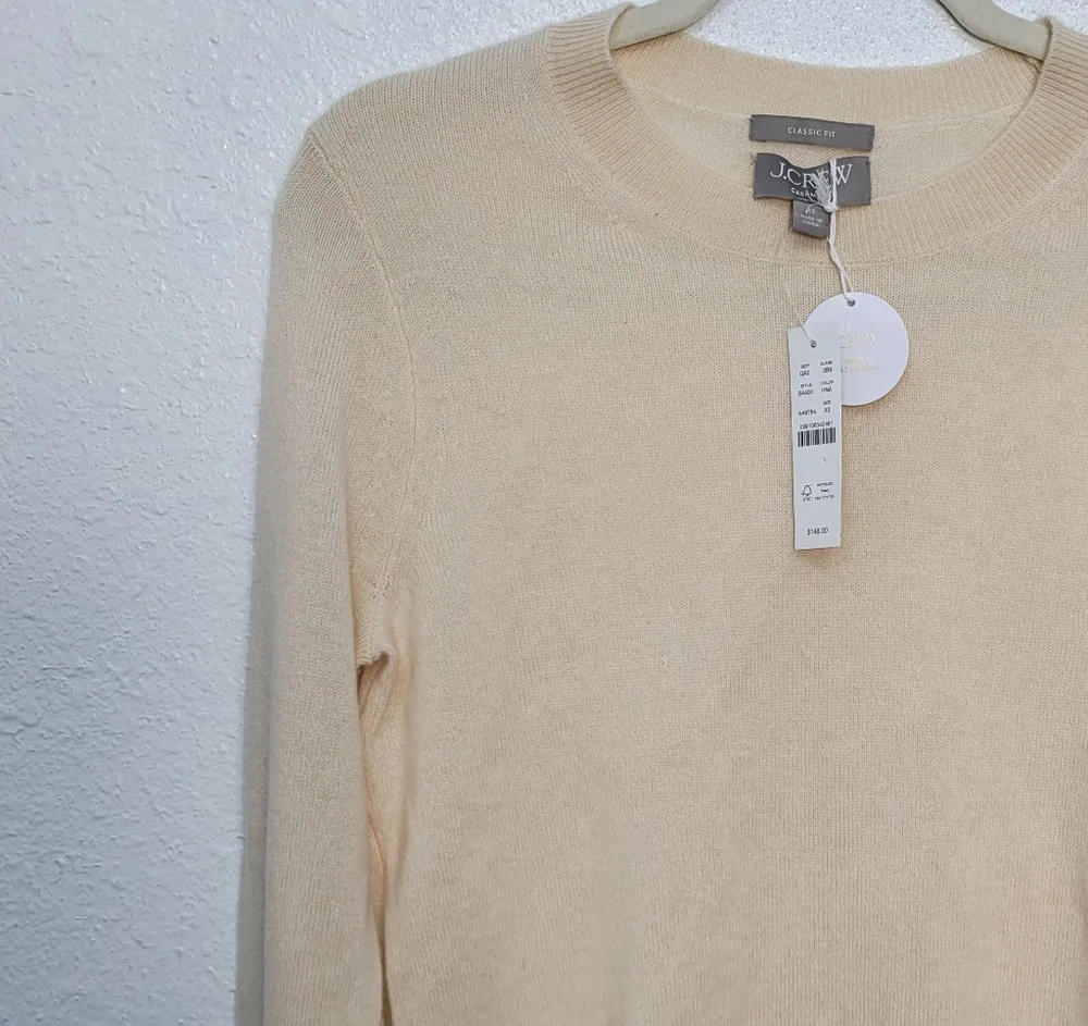 J Crew Cashmere classic-fit crewneck sweater BA400 Size XS  NWT In Natural *Flaw